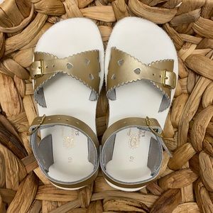 Sun-San Sweetheart Sandals, gold, size 10